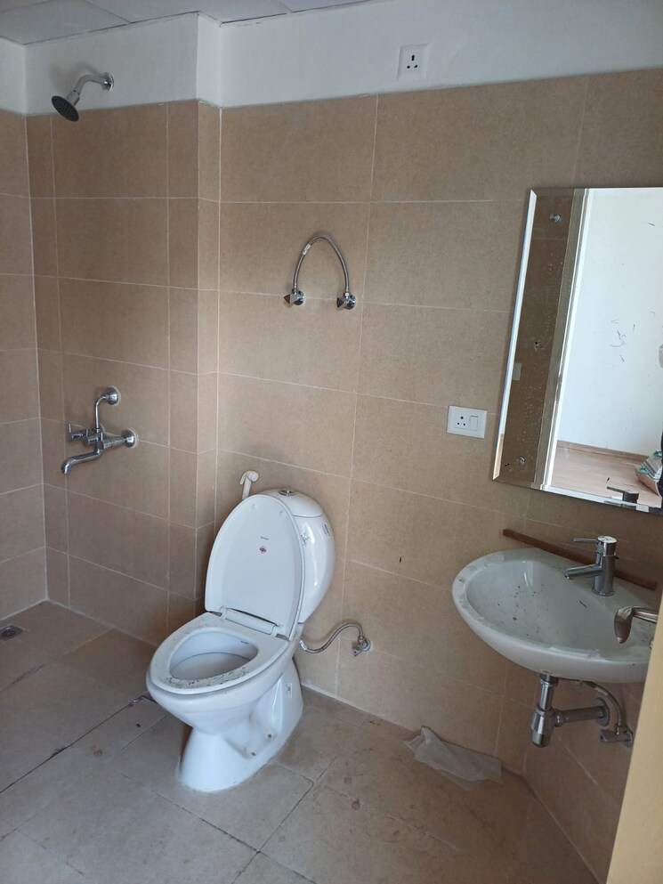 Bathroom, vatika-xpressions 3 Bedroom 1550 Sq.Ft. Apartment In Sector 88b Gurgaon 9219560