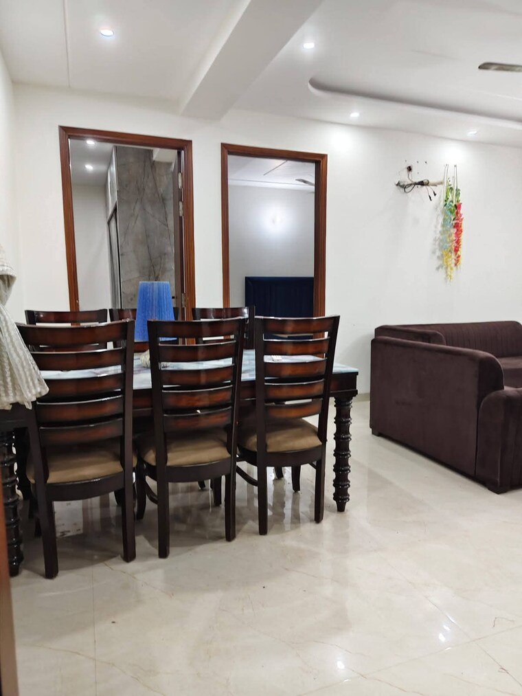 Gym, anamika-enclave 3 Bedroom 1800 Sq.Ft. Builder Floor In Sector 14 Gurgaon 9348974