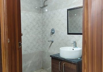 Bathroom in 3 BHK Builder Floor at Anamika Enclave, Sector 14 – for Rent