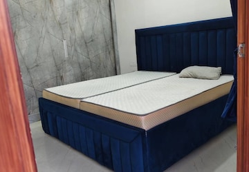 Bedroom in 3 BHK Builder Floor at Anamika Enclave, Sector 14 – for Rent