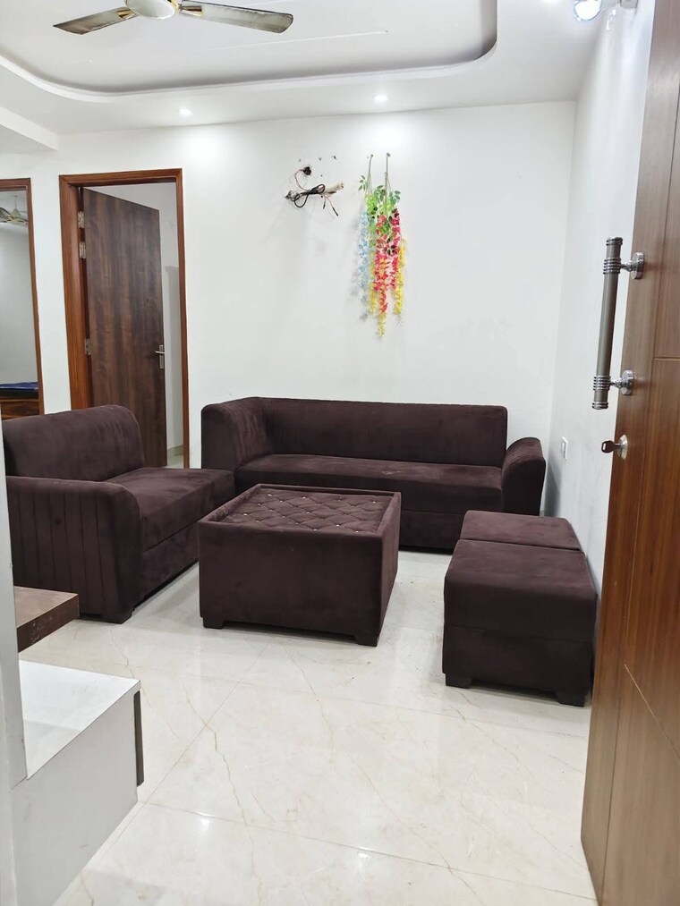 Living Room, anamika-enclave 3 Bedroom 1800 Sq.Ft. Builder Floor In Sector 14 Gurgaon 9348974