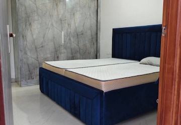 Bedroom in 3 BHK Builder Floor at Anamika Enclave, Sector 14 – for Rent