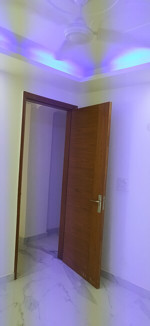 Furnished Amenities in 2 BHK Builder Floor at Panchsheel Vihar – for Rent