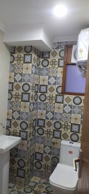 Master Plan in 2 BHK Builder Floor at Panchsheel Vihar – for Rent