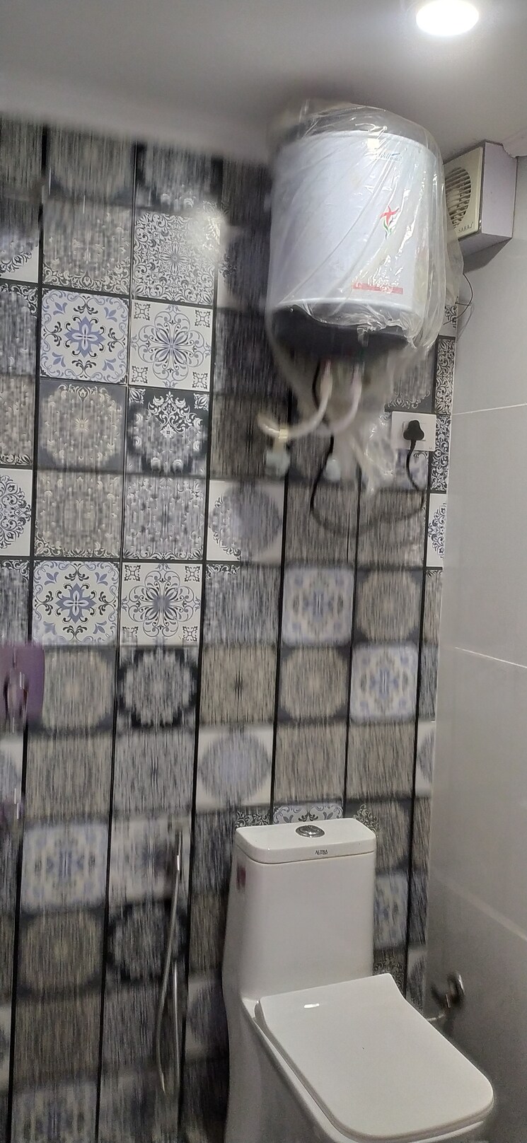  Parking, panchsheel vihar 2 Bedroom 750 Sq.Ft. Builder Floor In Panchsheel Vihar Delhi 9349034