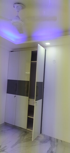 Furnished Amenities in 2 BHK Builder Floor at Panchsheel Vihar – for Rent