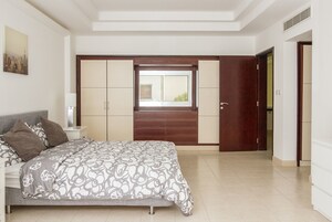 Bedroom in 2 BHK Apartment at Raheja Classique, Andheri West – for Rent