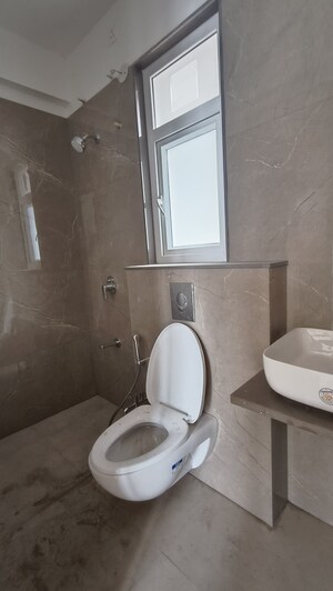  2 BHK Apartment at Krishna Nagar – for Sale