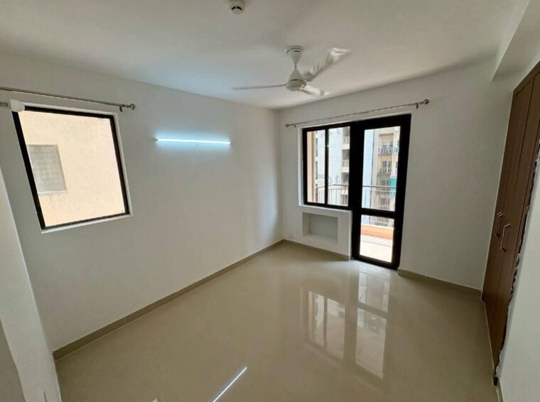 Room, rg-luxury-homes 2 Bedroom 1342 Sq.Ft. Apartment In Sector 16b Greater Noida Greater Noida 9349078