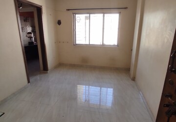 Room in 1 BHK Apartment at Kanchan Pushp Society, Ghodbunder Road – for Rent
