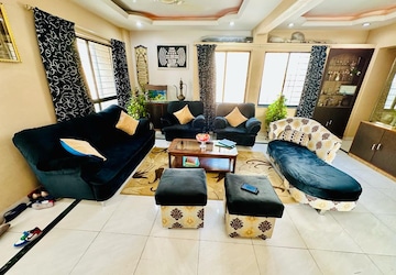 Team Area in 3 BHK Apartment at Karan Ceto, Wadgaon Sheri – for Rent