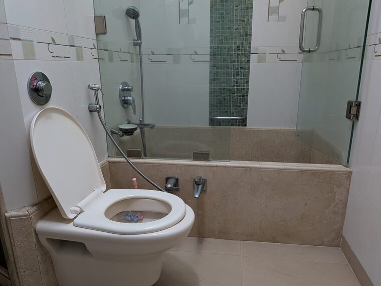 Attached Bathroom, hiranandani-gardens-eternia 2 Bedroom 1050 Sq.Ft. Apartment In Powai Mumbai 9349093