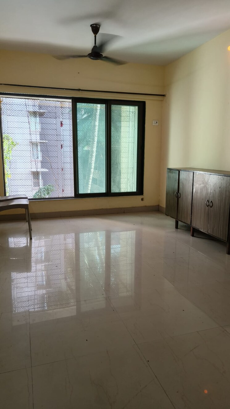 Room, rupali-chs 2 Bedroom 600 Sq.Ft. Apartment In Malad West Mumbai 9349160