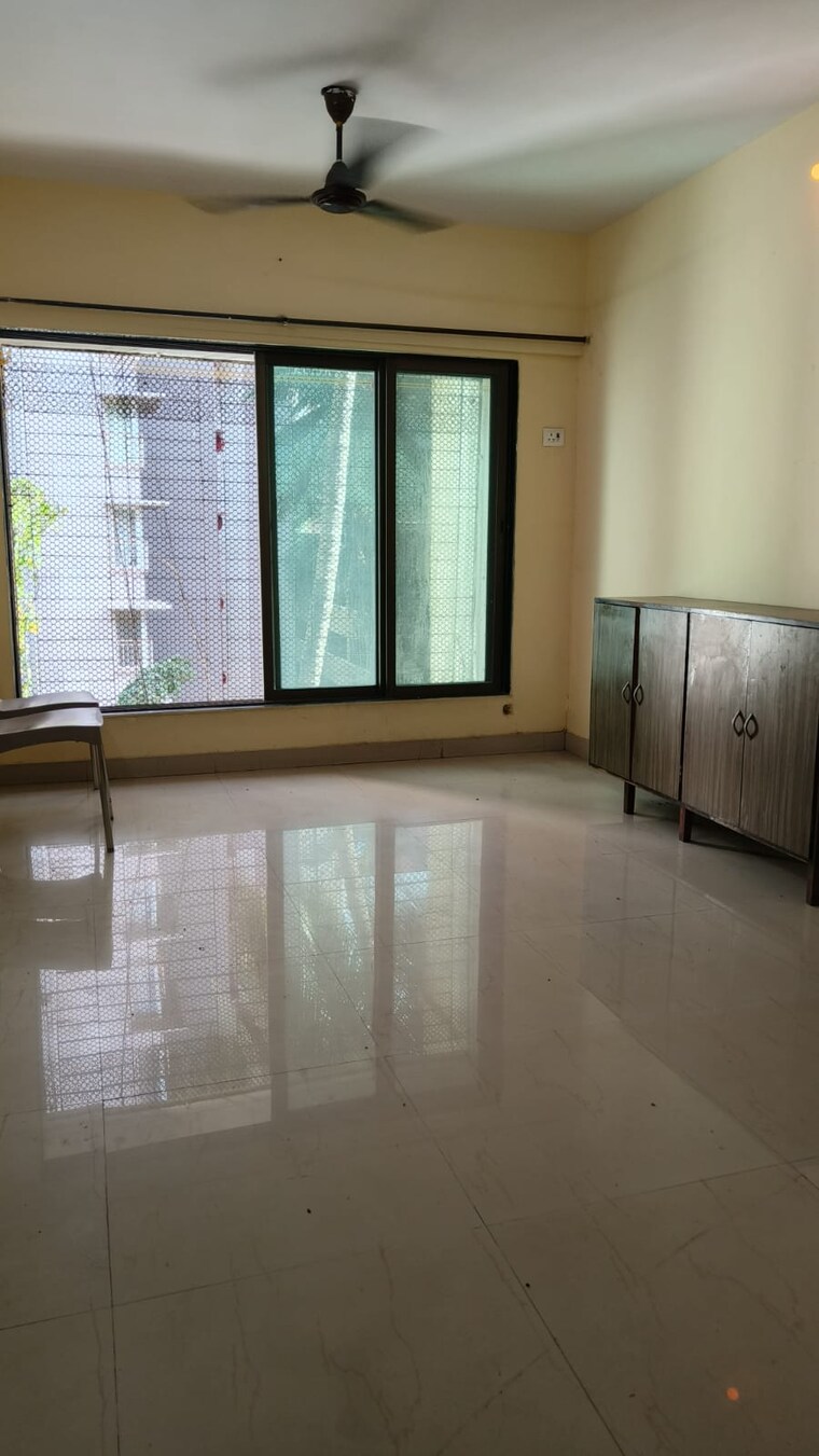 Room, rupali-chs 2 Bedroom 600 Sq.Ft. Apartment In Malad West Mumbai 9349160
