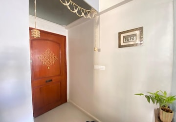 2 BHK Apartment at Hiranandani Gardens Birchwood, Powai – for Rent