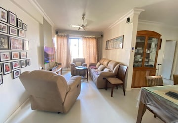 2 BHK Apartment For Rent in Hiranandani Gardens Birchwood, Powai