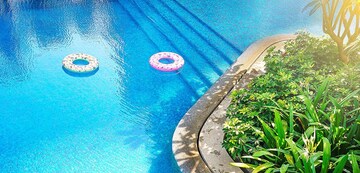 Swimming Pool in 2 BHK Apartment at Platinum Life, Andheri West – for Rent