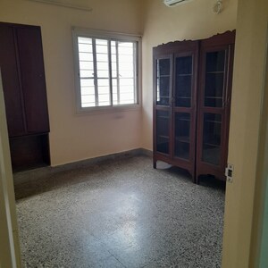 Room in 1 BHK Apartment at Erandavane CHS, Erandwane – for Rent
