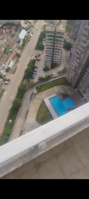 Furnished Amenities in 3 BHK Apartment at ILD Grand, Sector 37c – for Sale