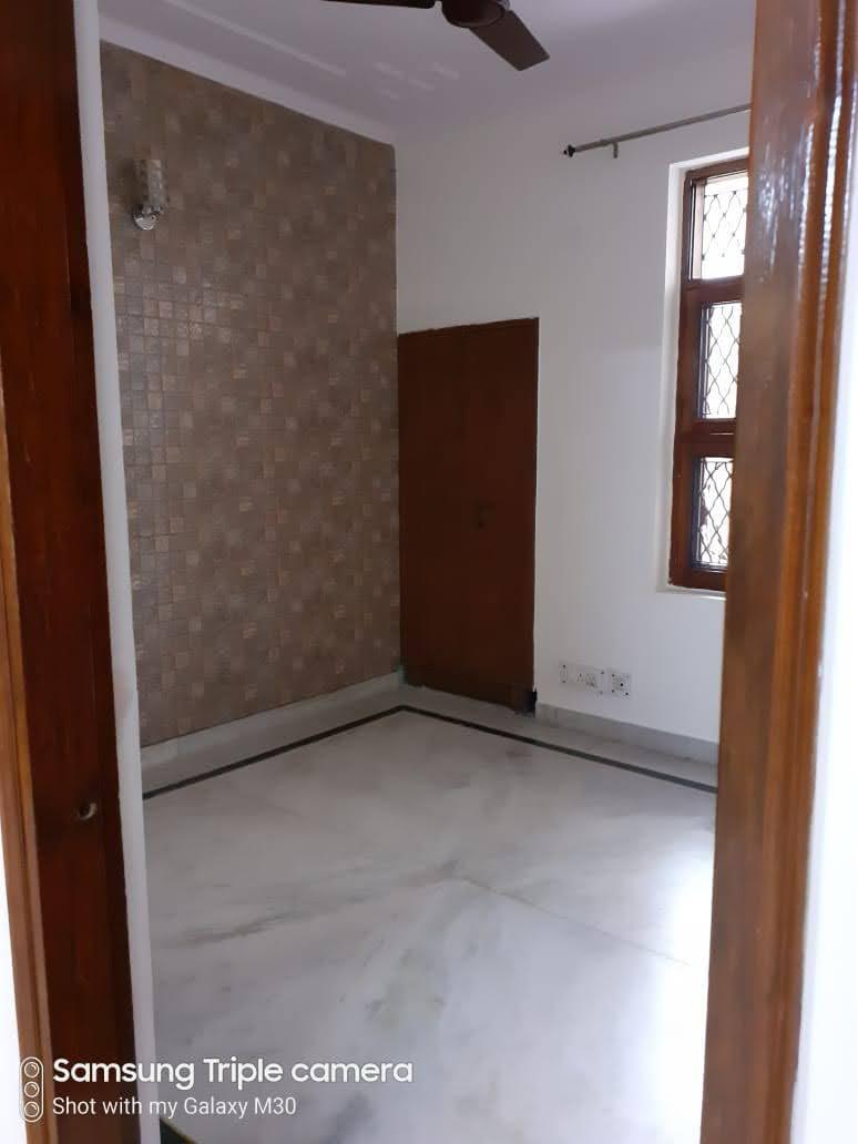 2 BHK + Pooja Room Builder Floor For Rent in Palam Vihar Residents Association