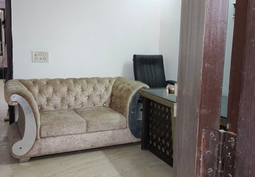 Bedroom in 2 BHK Builder Floor at Chattarpur – for Rent