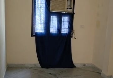 2 BHK Builder Floor For Rent in Kalkaji