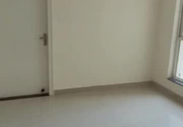 Room in 3.5 BHK Apartment at Imperia Esfera, Sector 37c – for Sale