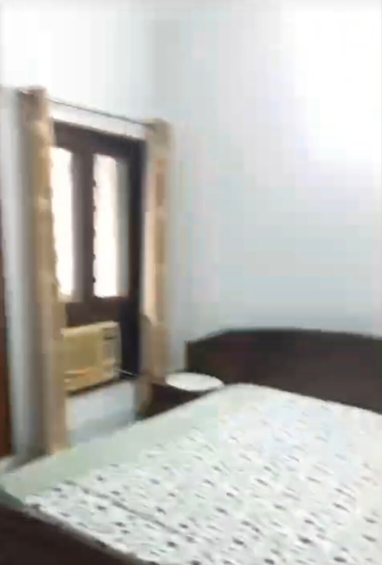 Living Room, kalkaji 3 Bedroom 1800 Sq.Ft. Builder Floor In Kalkaji Delhi 9349323