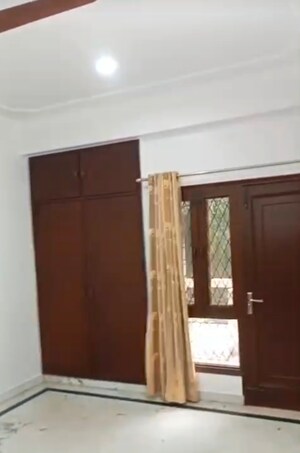Room in 3 BHK Builder Floor at Kalkaji – for Rent