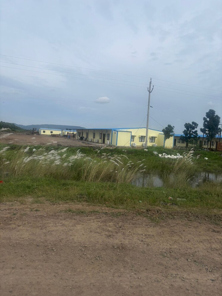 undefined, mangalagiri Commercial Showroom 475 Sq.Yd. In Mangalagiri Vijayawada 9349325