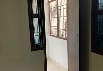 Building Lobby in 3 BHK Builder Floor at Palam Colony – for Rent