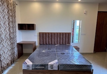 Bedroom in 1 RK Builder Floor at Sector 57 – for Rent