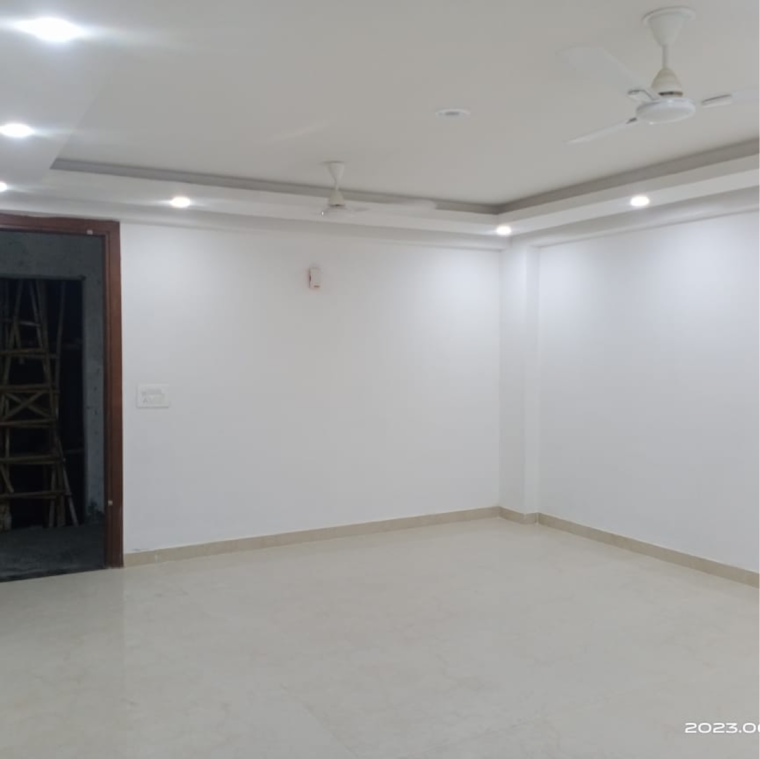 Room, vasant kunj 3 Bedroom 1800 Sq.Ft. Builder Floor In Vasant Kunj Delhi 9349374
