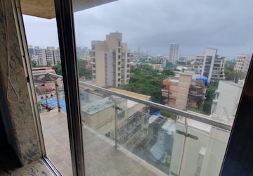 Balcony in 3 BHK Apartment at Kohinoor Oceana, Shivaji Park – for Sale