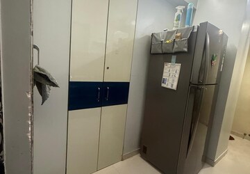 Bathroom in 1.5 BHK Apartment at Lodha Amara, Kolshet Road – for Sale