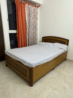 Bedroom in 1 BHK Apartment at Lodha Amara, Kolshet Road – for Sale