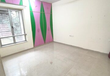 Room in 1 BHK Apartment at Siddhanchal CHS, Pawar Nagar – for Rent