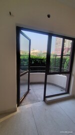 3 BHK + Servant Room 1500 Sq.Ft. Apartment in Unitech Palms
