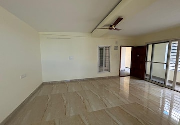 Room in 2 BHK Apartment at Shree Lakshmi Grand, Koramangala – for Rent