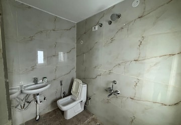 Bathroom in 3 BHK Apartment at SV Towers Koramangala, Koramangala – for Rent