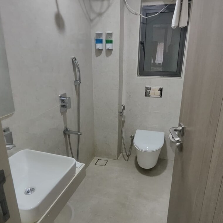 Bathroom, equinox-business-park 2 Bedroom 586 Sq.Ft. Apartment In Kapadia Nagar Mumbai 9349461