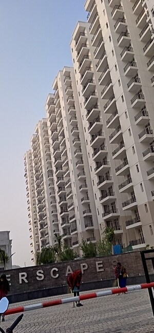Master Bedroom in 3.5 BHK Apartment at Omaxe Waterscapes, Gomti Nagar – for Sale