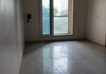 Room in 2 BHK Apartment at Dosti West County, Balkum Pada – for Rent
