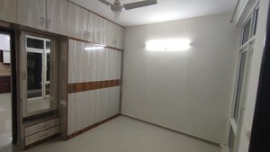 Room in 3 BHK Apartment at Omaxe The Palace, Gomti Nagar – for Sale