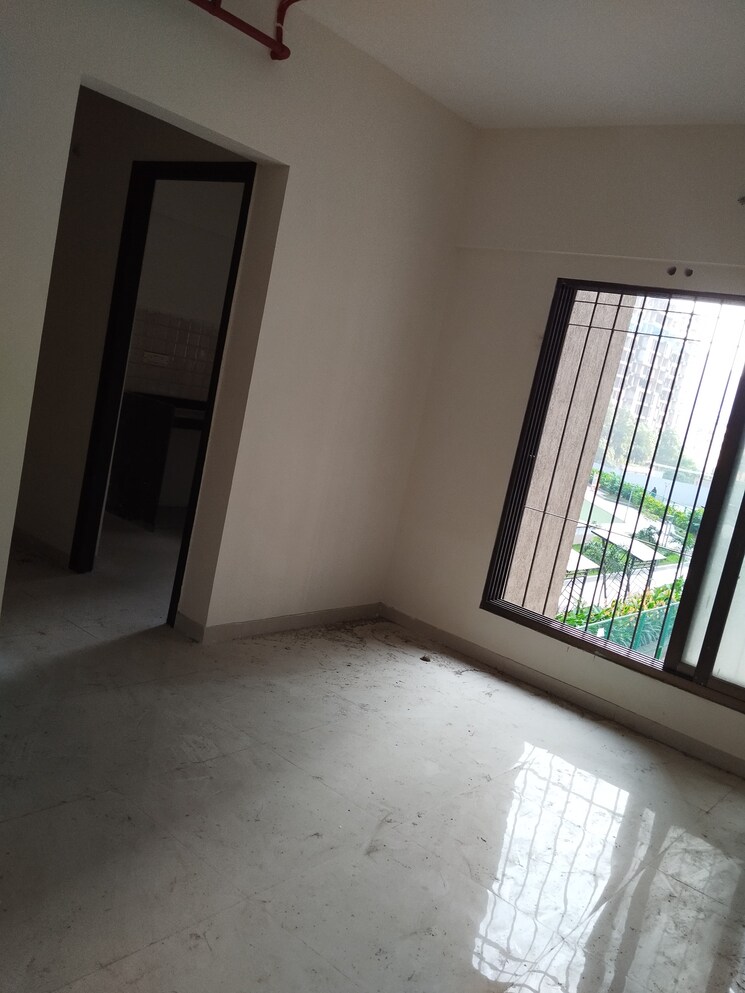 Room, dosti-planet-north-onyx 1 Bedroom 367 Sq.Ft. Apartment In Shilphata Thane 9349473