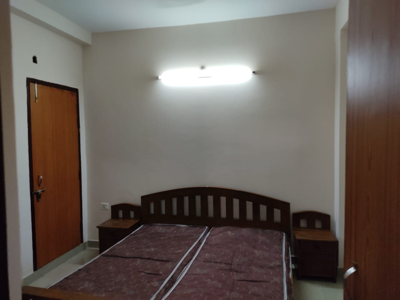 1.5 BHK + Pooja Room Apartment For Rent in Viraj Khand