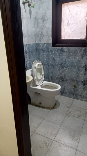 Bathroom in 1 RK Apartment at Palm Residency Chhatarpur, Chattarpur – for Rent