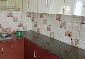 Kitchen in 1.5 BHK Builder Floor at Sector 18 – for Rent