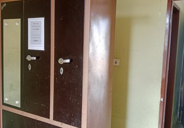 Furnished Amenities in 1.5 BHK Builder Floor at Sector 18 – for Rent