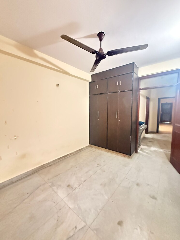 Room, chattarpur 2 Bedroom 1000 Sq.Ft. Builder Floor In Chattarpur Delhi 9349518